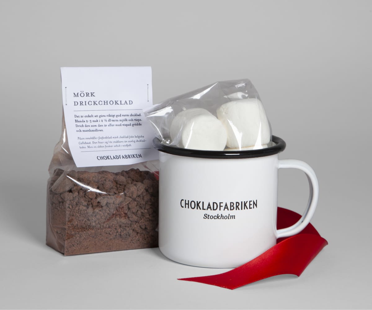 Emaljmugg med drickchoklad