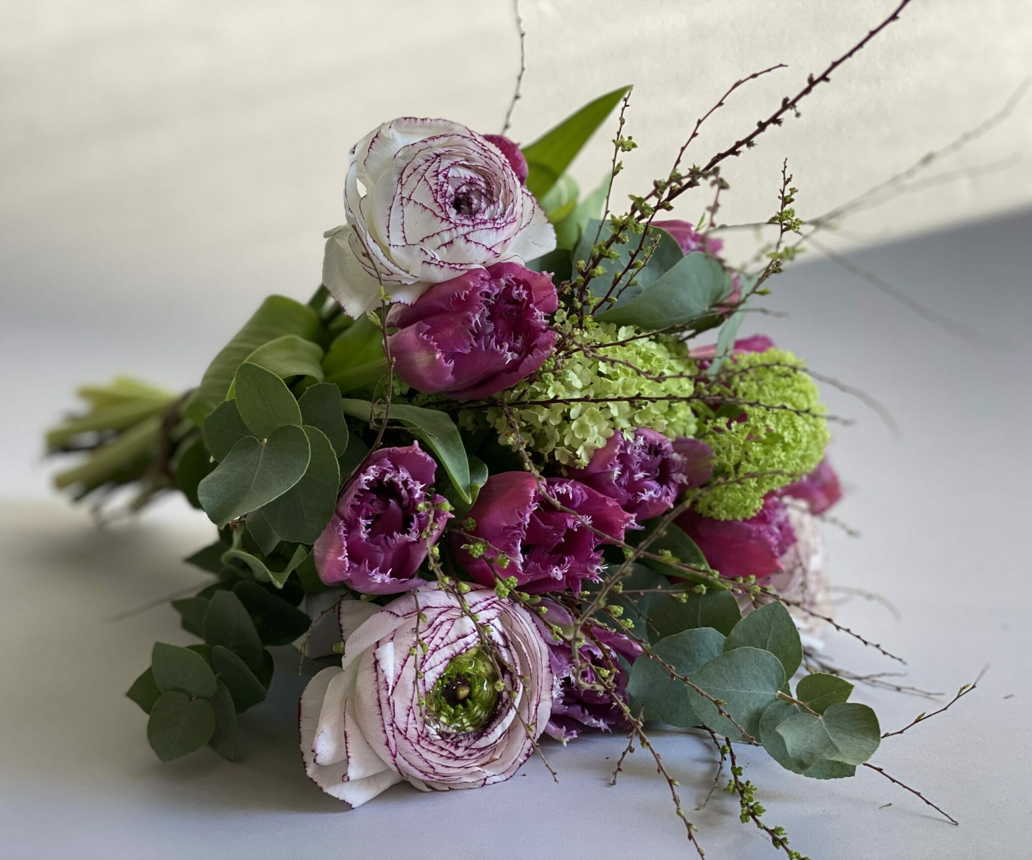 Vårbukett med tulpaner