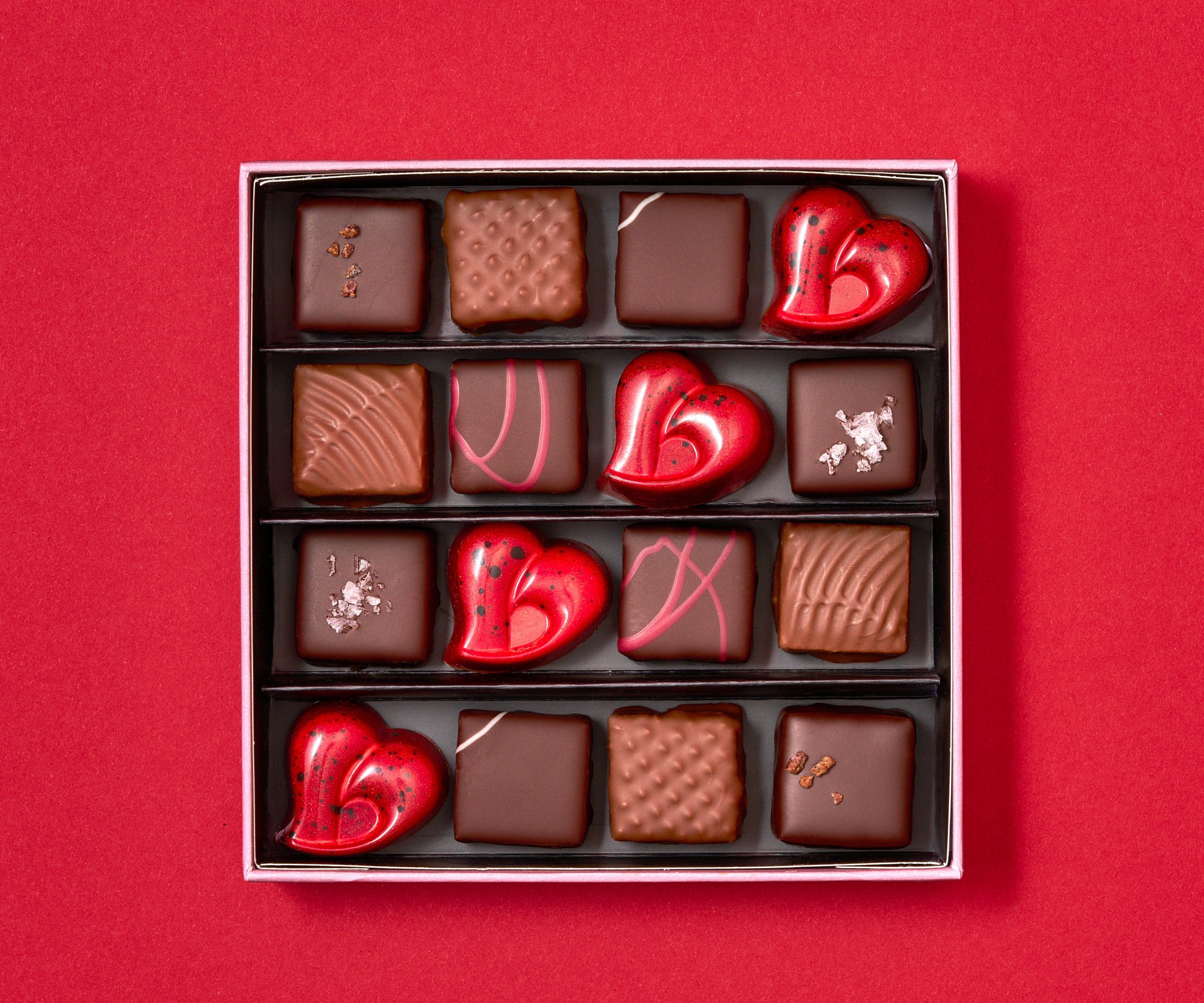 Chokladask Valentin 16 bitar